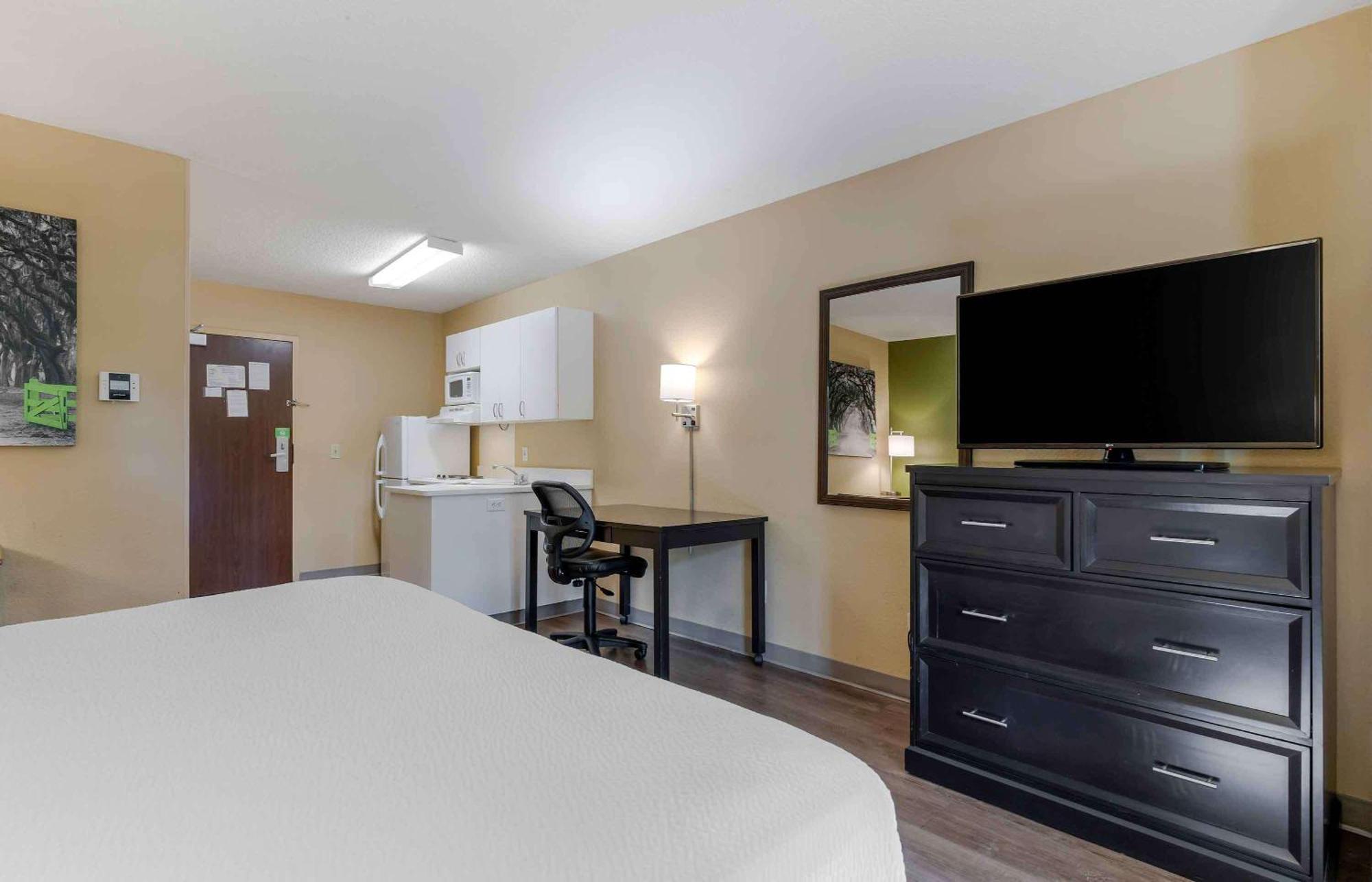 Extended Stay America Suites - Greensboro - Airport Exterior photo